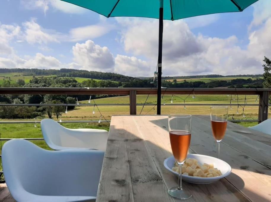 Huis Met Zonneterras, Tuin En Panoramisch Uitzicht Wellin Eksteriør bilde